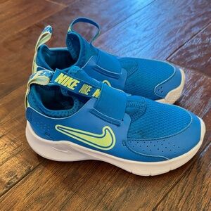 Nike Kids Blue and Yellow Sneakers